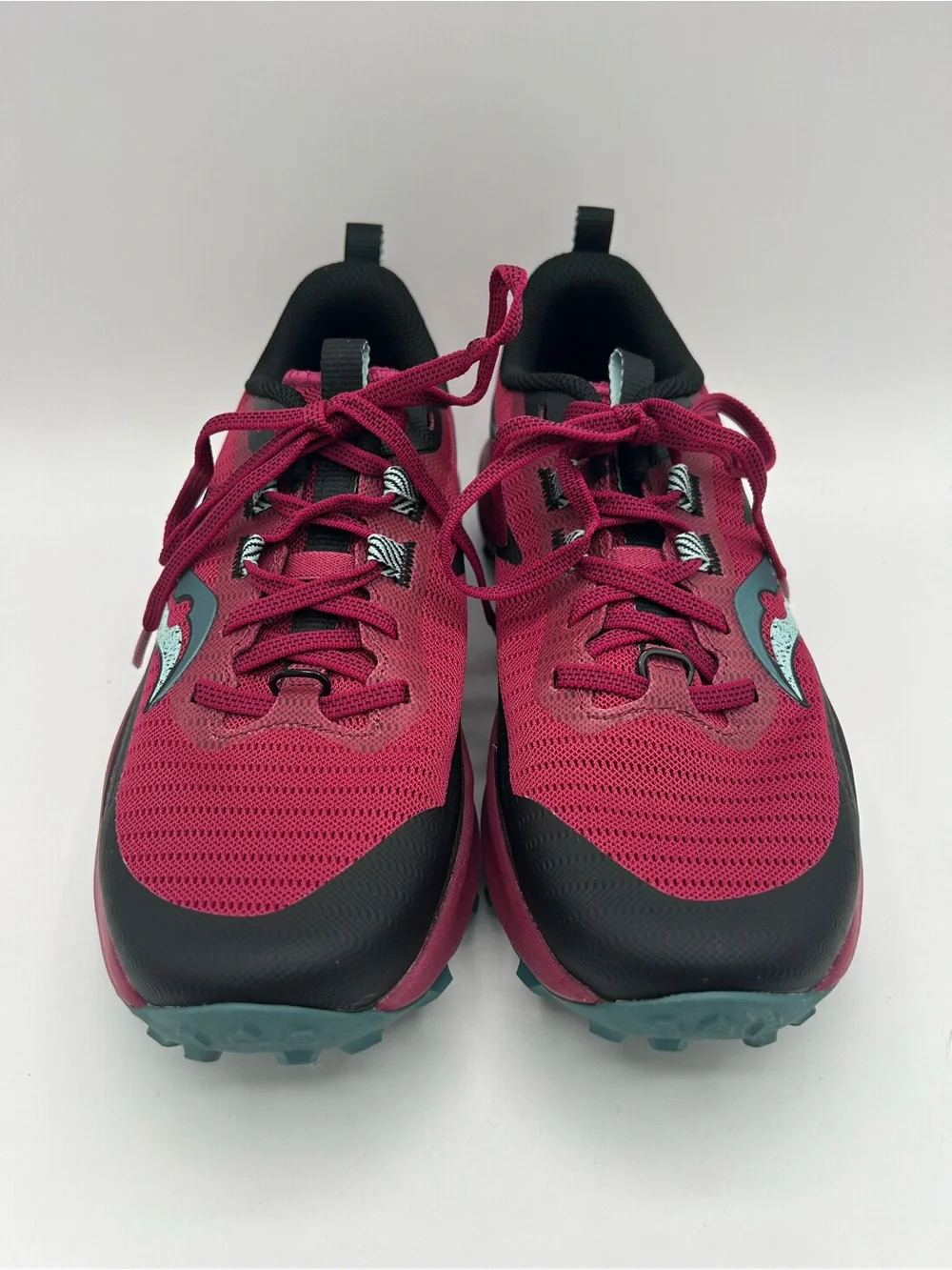 Saucony Trail S10838-16 Peregrine 13 Berry Red Trail Running Shoes Women's 7